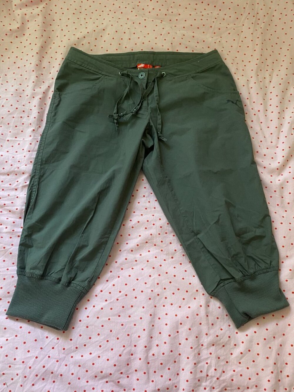 Puma Women’s Charcoal Grey Lightweight Ribbed Cuff Capri Jogger Pants XS